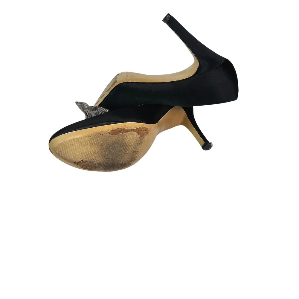 Nine West Metal Bow Black Satin Pumps Size 7